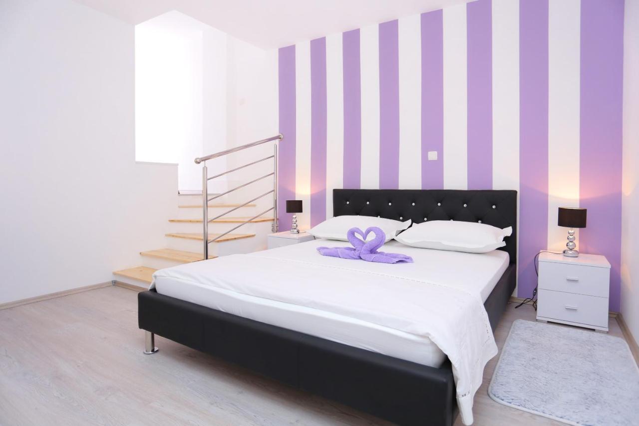 Apartments With A Parking Space Omis - 10362 Exterior foto